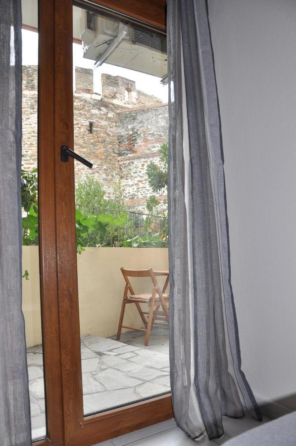Frida'S House In Old Town Thessaloniki Apartment Bagian luar foto